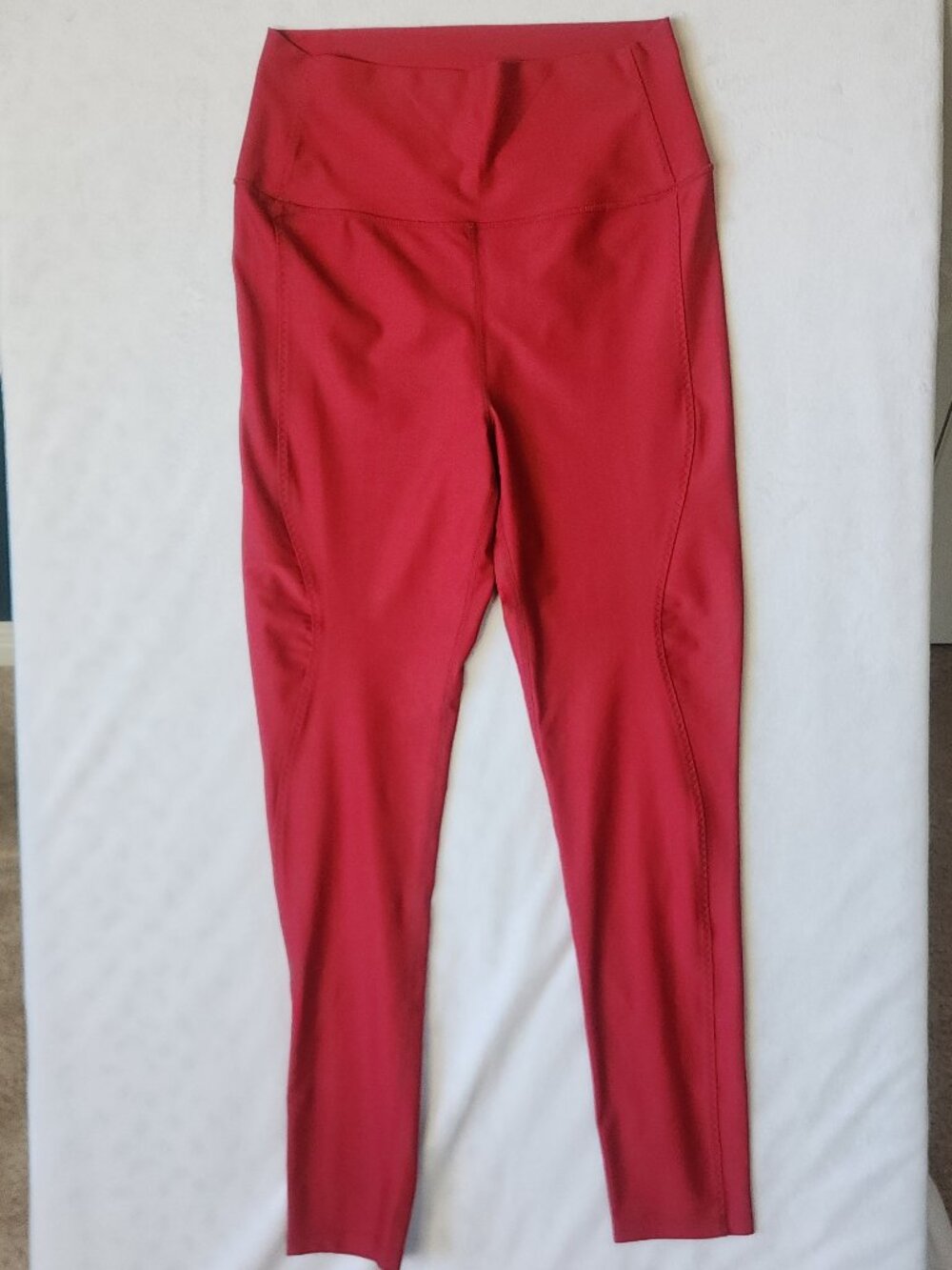 Carbon 38 Red Leggings / Activewear